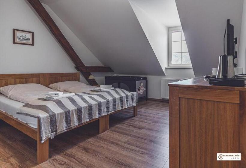 Номер Deluxe, Nemojanský Mlýn