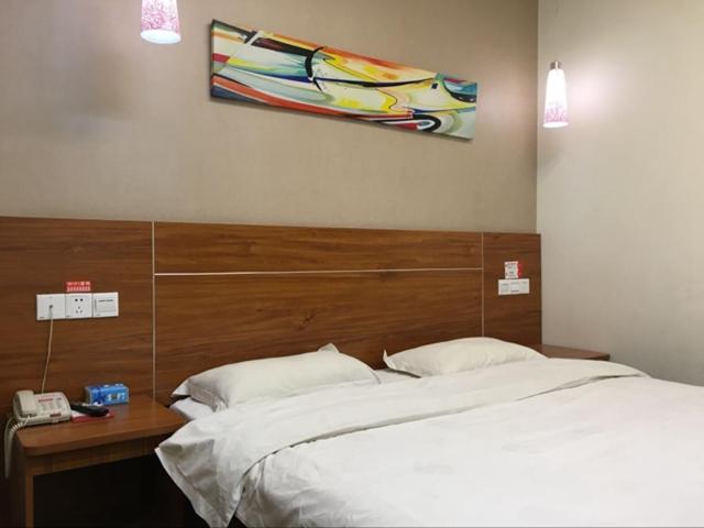 Номер Стандарт, Thank Inn Chain Hotel Henan Zhoukou Shenqiu Dongguan Bus Station