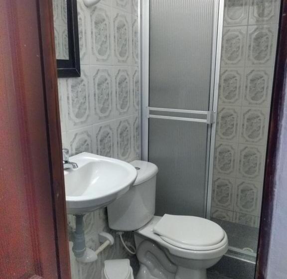 Трехместный Номер Базовый, Hostal Viyaje