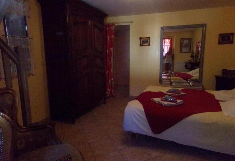 Люкс, Chambres Et Table D Hôtes, Maisonnettes Individuelles Dans Propriété Privée