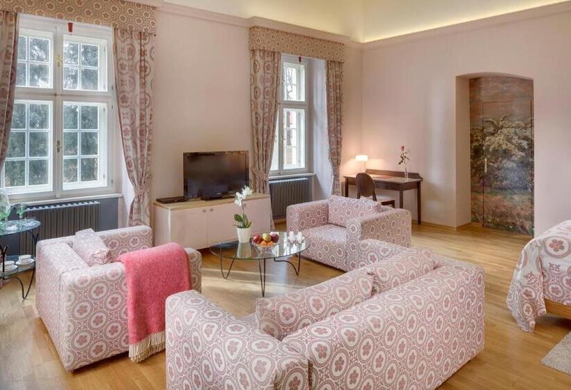 Номер Deluxe, Chateau Herálec Boutique Hotel & Spa By L Occitane