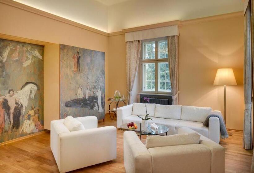 סוויטה משפחתית, Chateau Herálec Boutique Hotel & Spa By L Occitane
