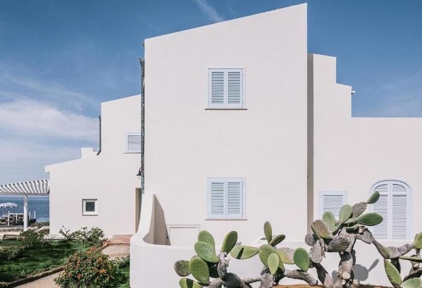 Полулюкс, Mangia S Favignana Resort