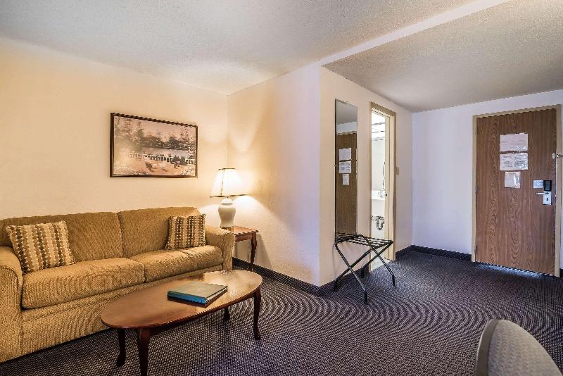 חדר סטנדרט, Quality Inn & Suites Albany Airport