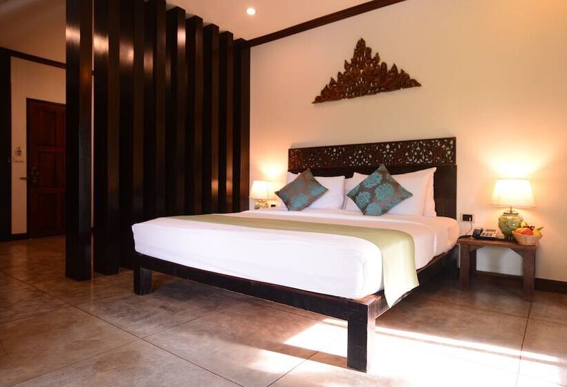 스탠다드 룸 더블 침대, Royal River Kwai Resort And Spa