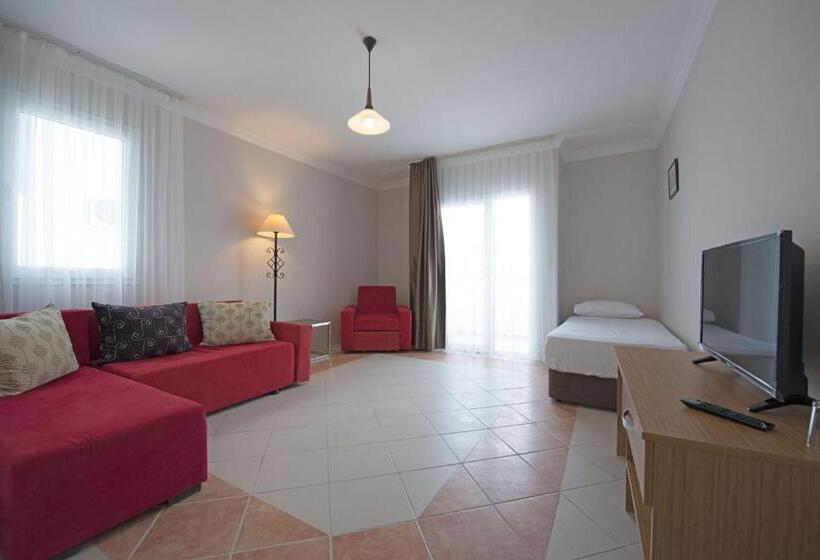 Полулюкс, Smart Holiday Hotel & Suites - All Inclusive