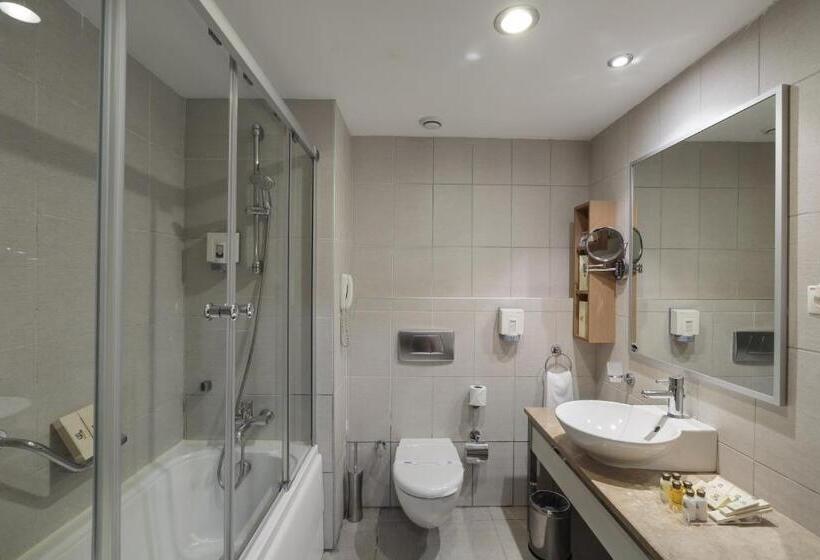 家庭间, Sunis Kumköy Beach Resort Hotel & Spa