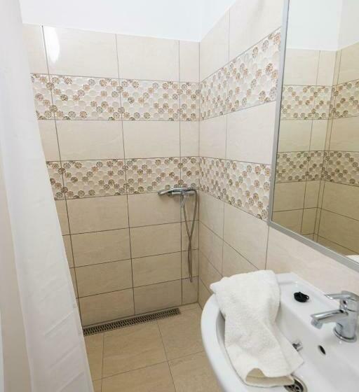 Номер Стандарт, Hullam Rooms Siofok