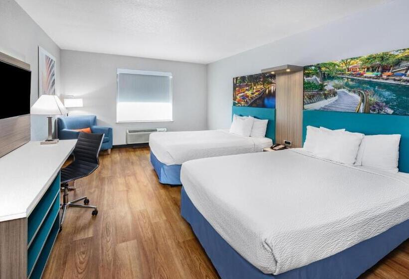 标准间, Days Inn & Suites By Wyndham San Antonio Near Frost Bank Center