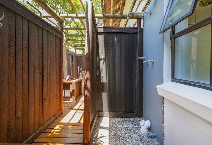 Номер Стандарт, Sandals Guest House