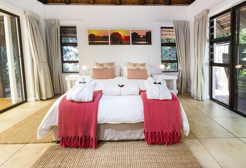 Семейный Номер, Sandals Guest House