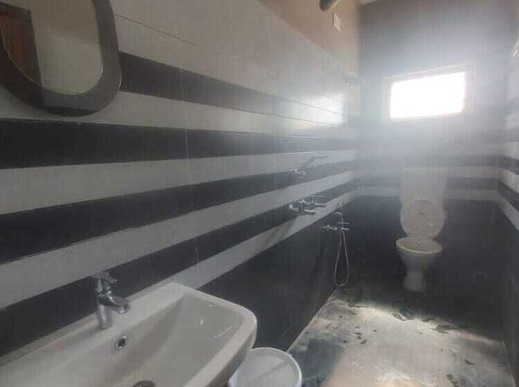 Номер Deluxe Вид на Город, Goroomgo Marine Blue Swimming Pool Digha