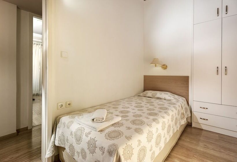 Apartamento 2 Quartos com Varanda, Elina Hotel Apartments