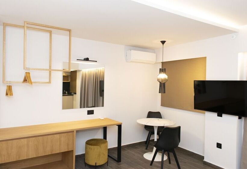 디럭스 스튜디오, Elina Hotel Apartments