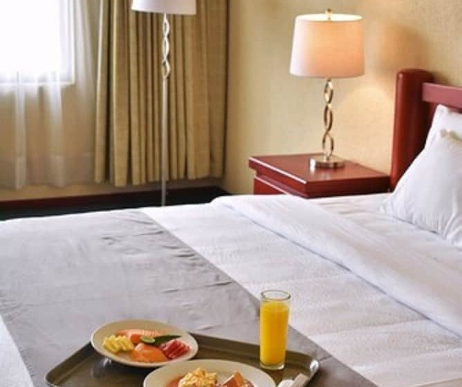 سوییت, La Posada Hotel Y Suites
