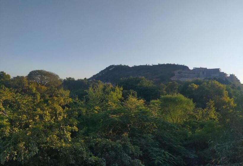 豪华房间, Tripli Hotels Shambhu Villas