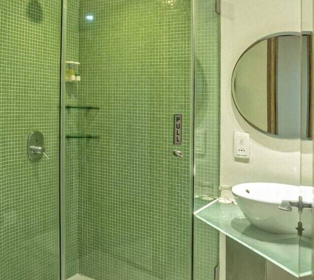 Номер Deluxe, Yogi Executive, Navi Mumbai