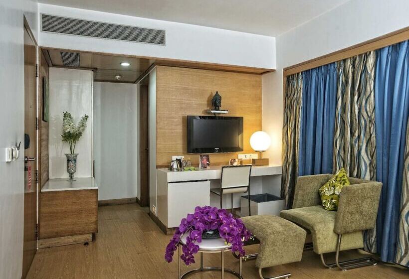 Номер Стандарт, Yogi Executive, Navi Mumbai