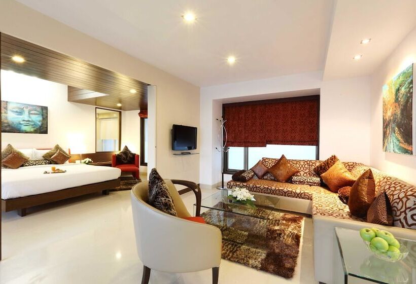 Люкс, Yogi Executive, Navi Mumbai