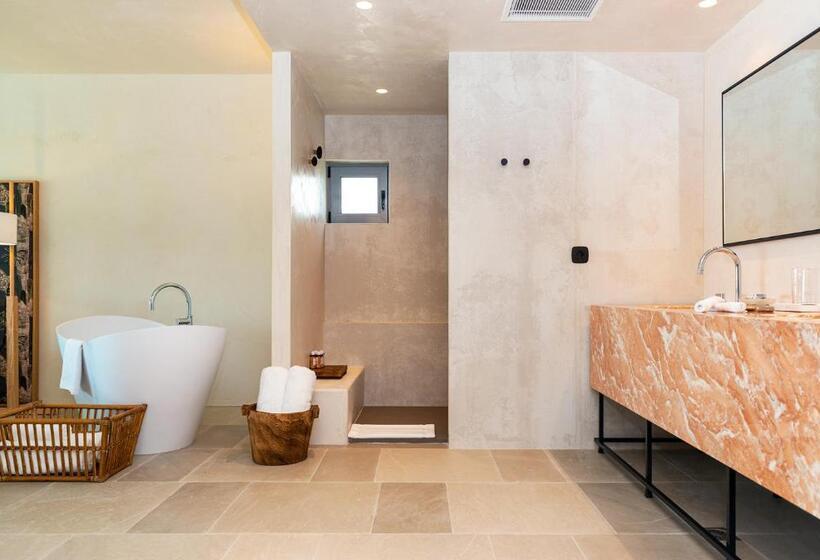 سوییت با چشم‌انداز استخر, Port Royal Villas And Spa  Adults Only