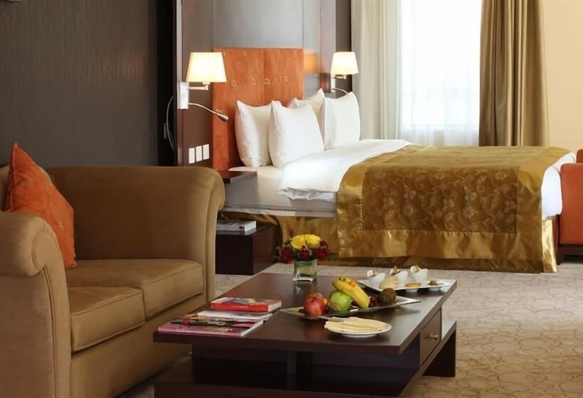Quarto Deluxe, Swiss Belhotel Doha