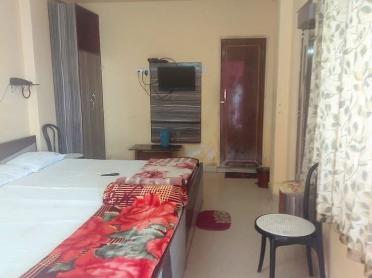 四人高级间, Goroomgo Barsha Resort Digha