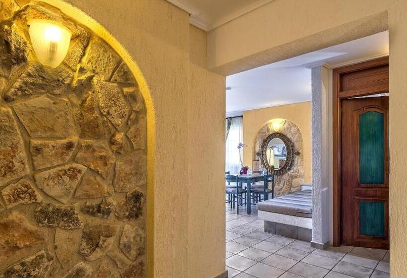 Апартаменты 1 Спальня, Castle Suites