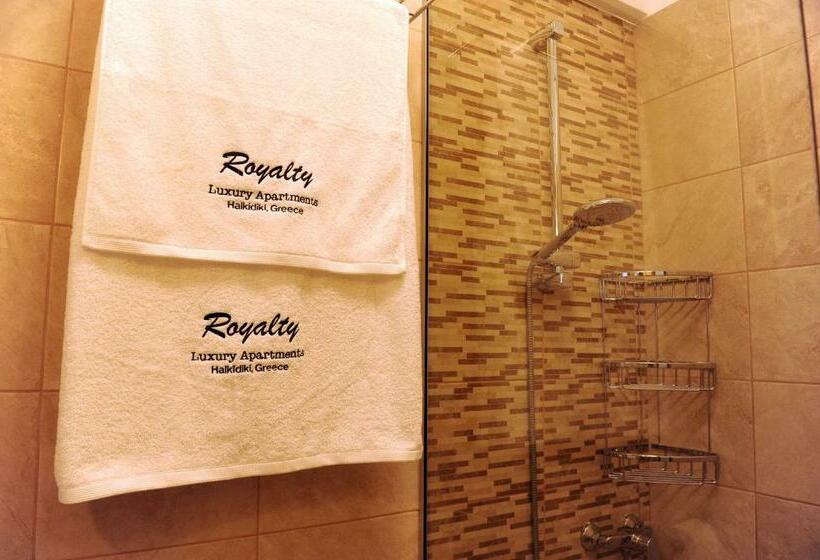 Полулюкс, Royalty Suites Seaside