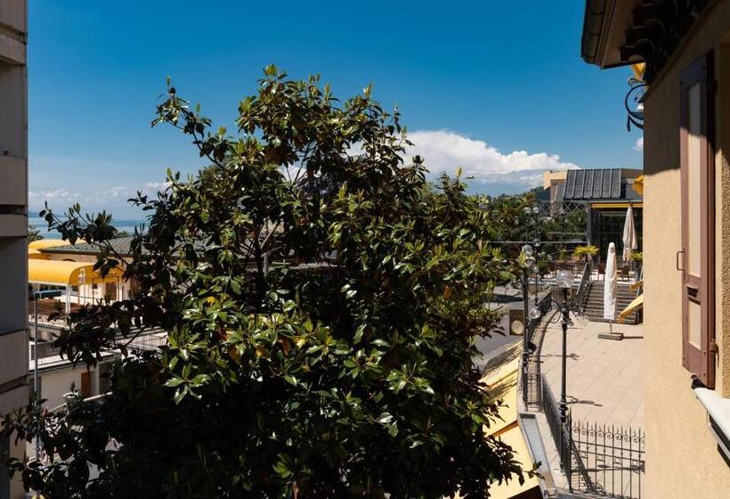 Студия Superior, The Studios Montreux   Swiss Hotel Apartments
