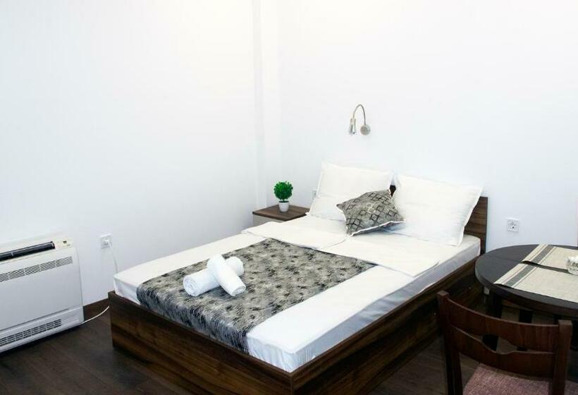 스탠다드 룸, Stenso Rooms