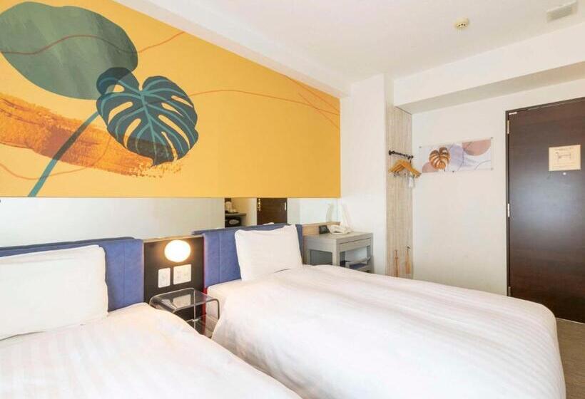 اتاق اکونومی, Comfort Inn Naha Tomari Port