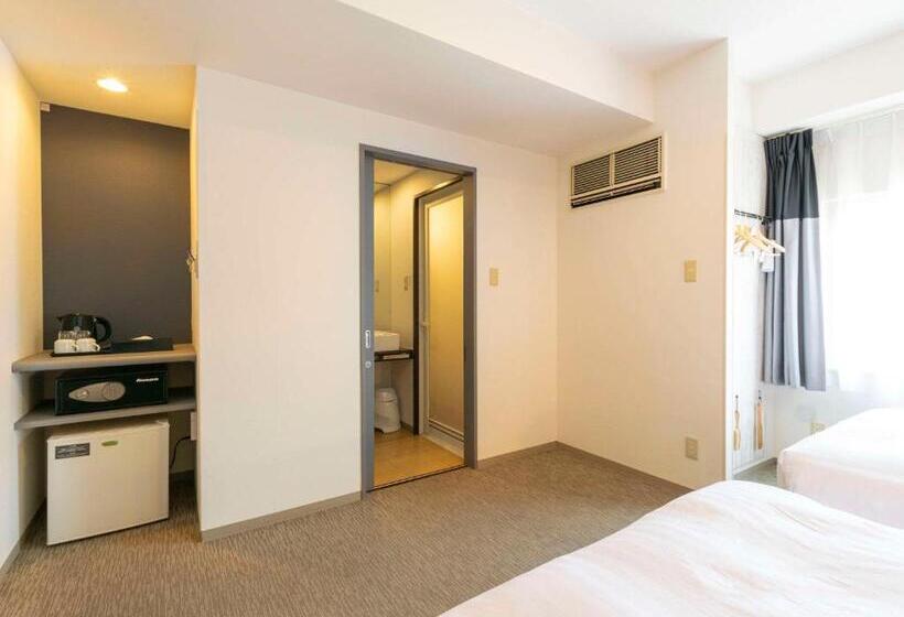 Номер Стандарт, Comfort Inn Naha Tomari Port