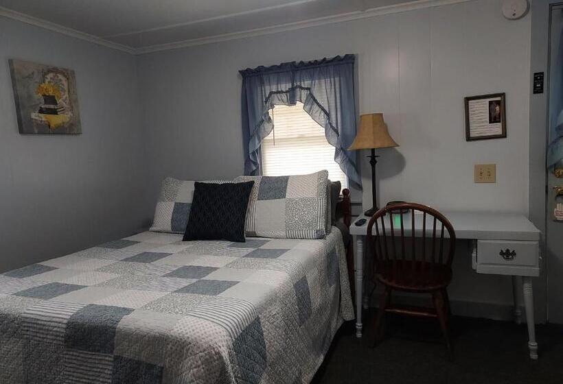 Трехместный Номер Классика, Serenity Motel