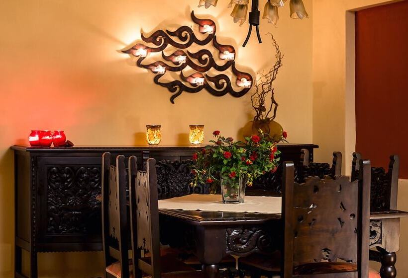 수피리어 스위트, Avalon Boutique Suites