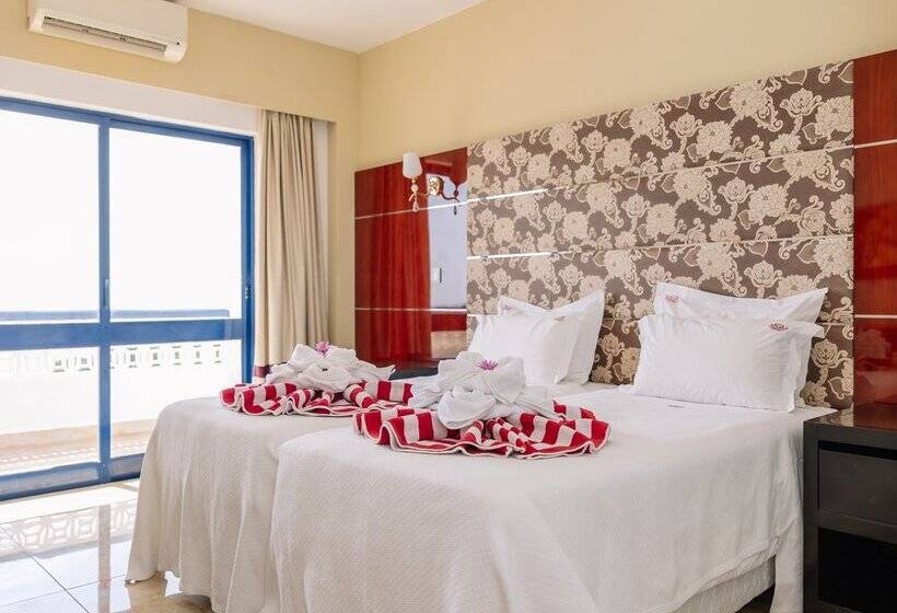 Апартаменты Deluxe 1 Спальня, Grand Muthu Oura View Beach Club