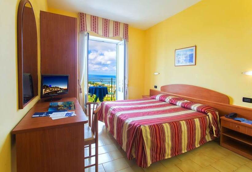 Номер Комфорт, Parco Dei Principi Resort & Spa