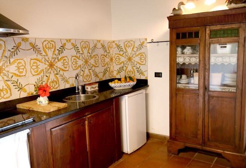 Family Suite, Villa Dei Papiri Fonte Ciane