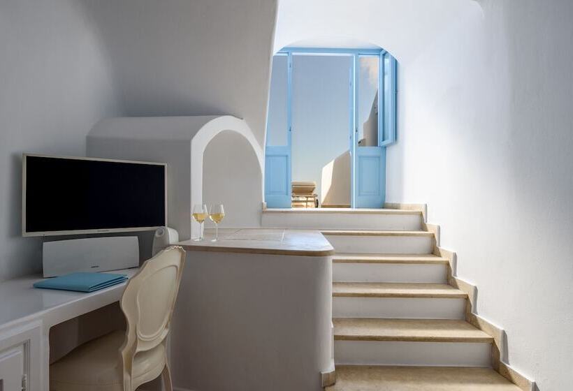 스위트, Above Blue Suites