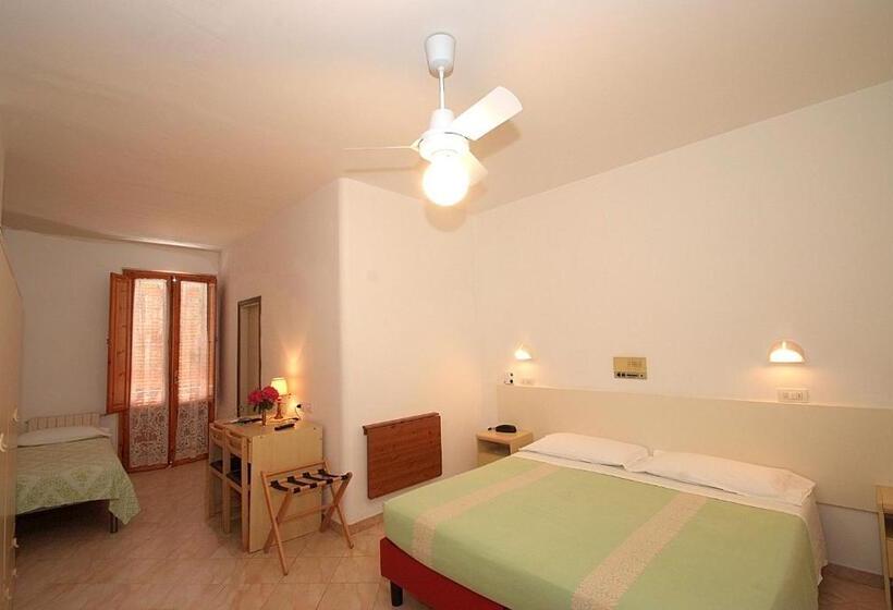 スタンダードトリプルルーム, Albergo Le Sorgenti