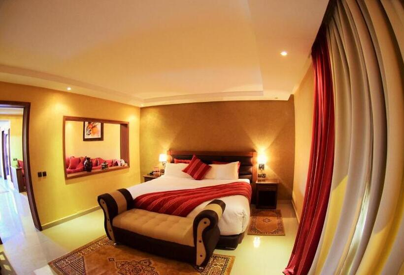 스위트, Palm S Hotel Club