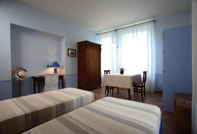스탠다드 스튜디오, Villa d'Azeglio