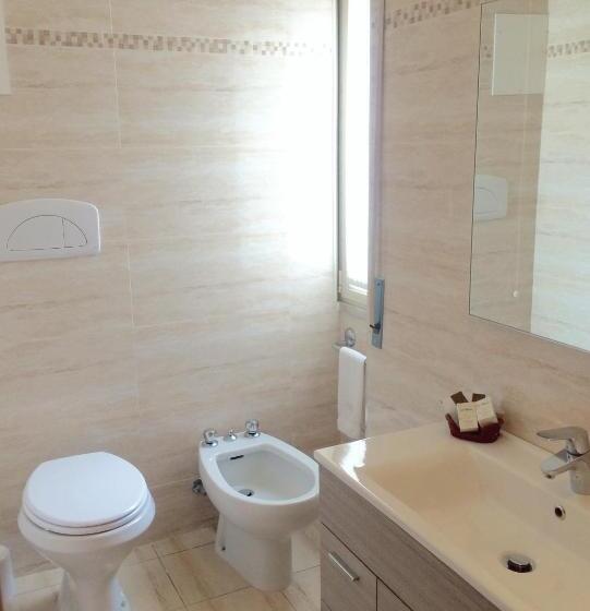 اتاق استاندارد سه نفره, Park Hotel Castello