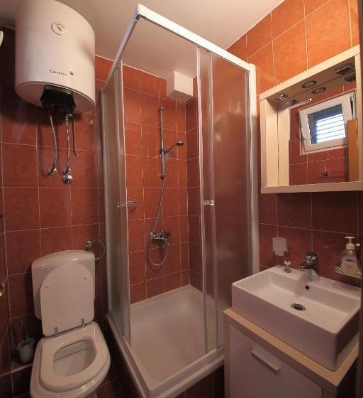 اتاق استاندارد با بالکن, Guest House Zenović