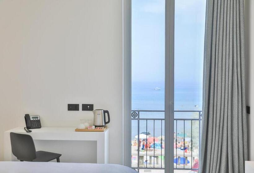Номер Стандарт Вид на Море, Abelia Sea Suites