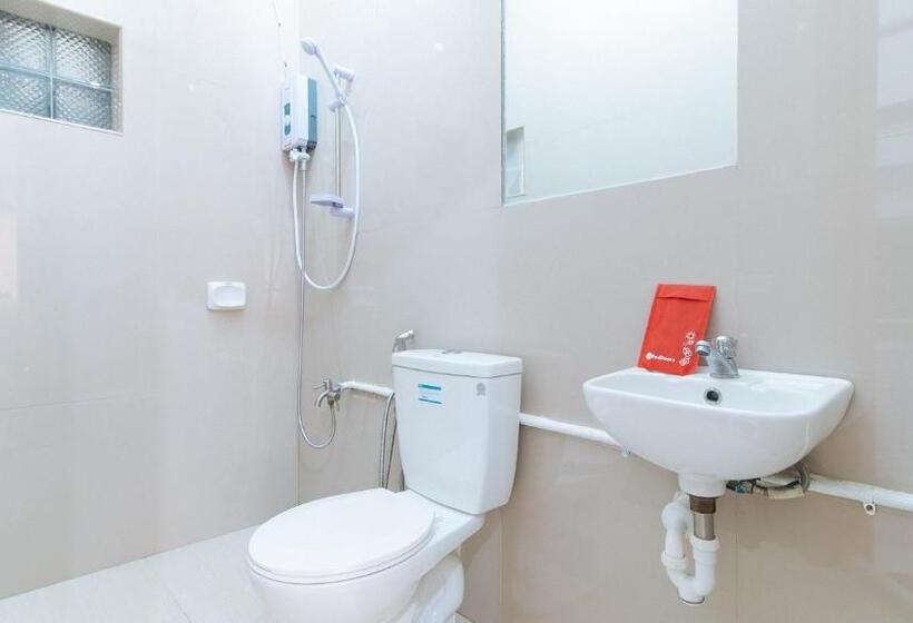 家庭间, Reddoorz Plus Near Tambo Paranaque