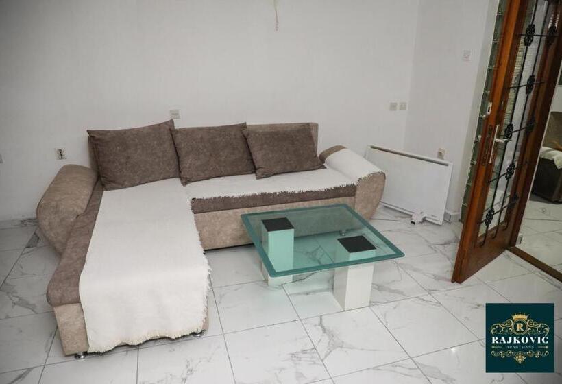 آپارتمان 1 خوابه با چشم‌انداز, Apartmani Rajkovic