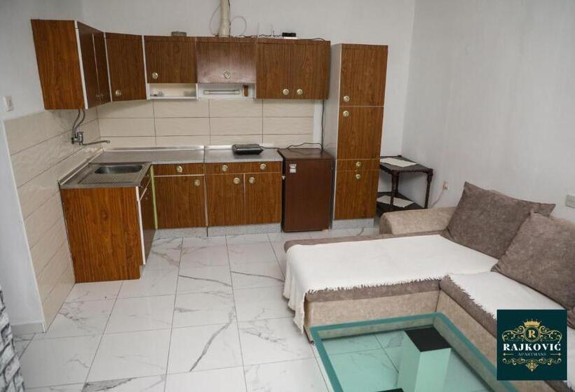 آپارتمان 1 خوابه با چشم‌انداز, Apartmani Rajkovic