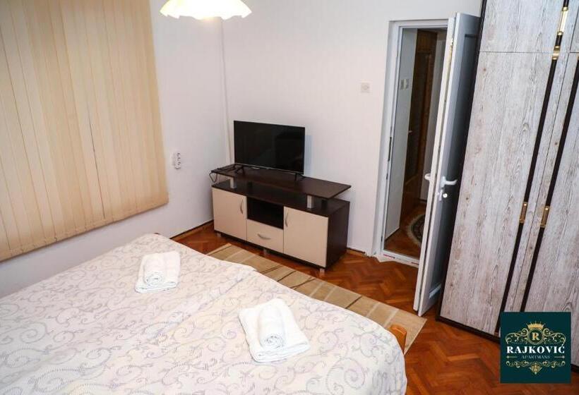 آپارتمان 1 خوابه با چشم‌انداز باغ, Apartmani Rajkovic