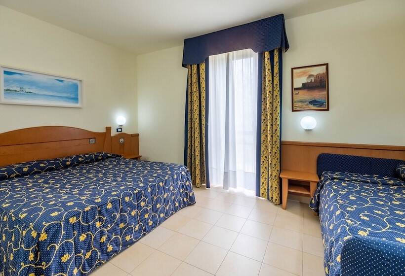 Четырехместный Номер Стандарт, Blu Salento Village
