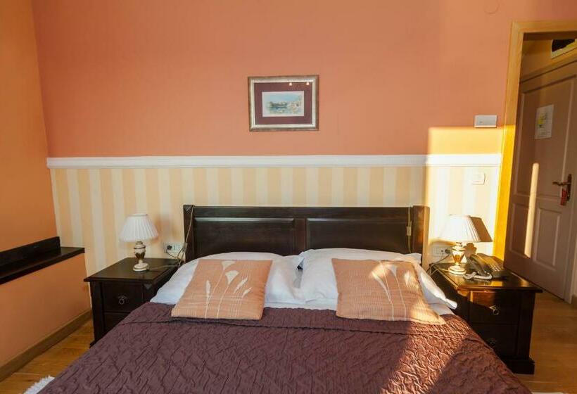 اتاق استاندارد, Boutique Hotel Villa Pattiera